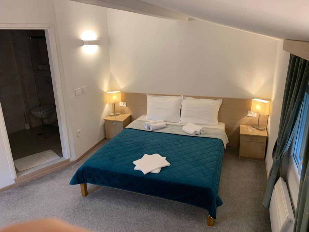 Garni Hotel Vir Vrnjačka Banja Kültér fotó