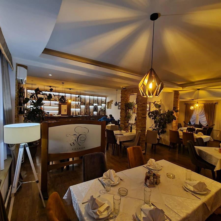 Garni Hotel Vir Vrnjačka Banja Kültér fotó