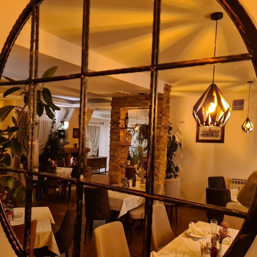 Garni Hotel Vir Vrnjačka Banja Kültér fotó