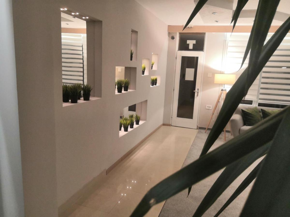 Garni Hotel Vir Vrnjačka Banja Kültér fotó